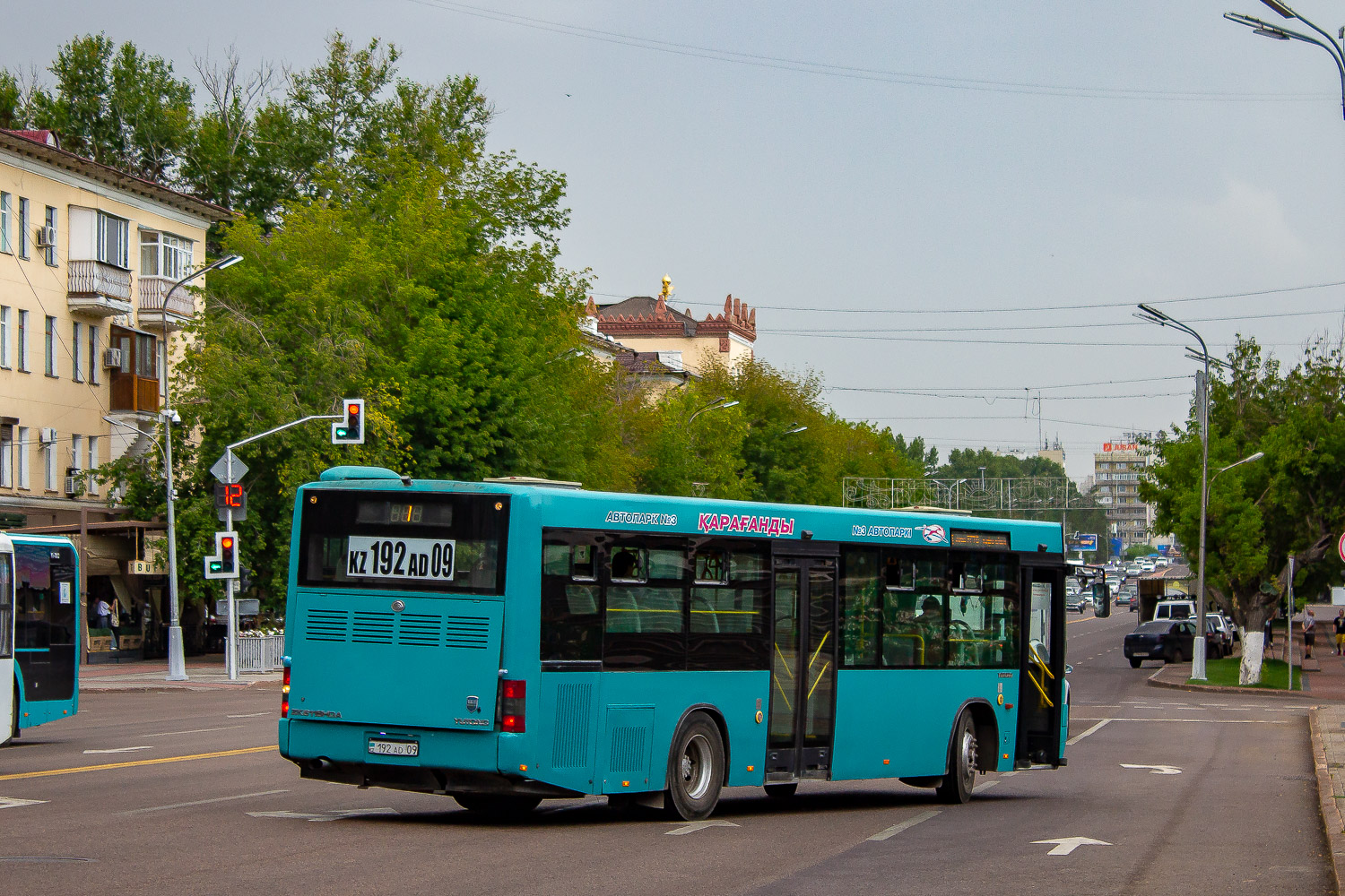 Карагандинская область, Yutong ZK6118HGA № 192 AD 09