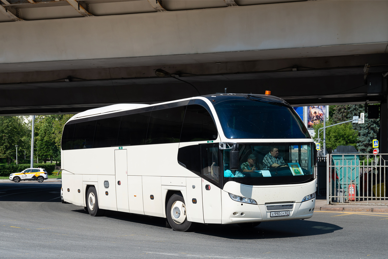 Псковская область, Neoplan P14 N1216HD Cityliner № Х 990 СУ 60