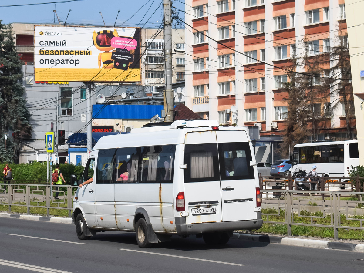 Тверская область, Луидор-223204 (MB Sprinter Classic) № О 209 НС 69