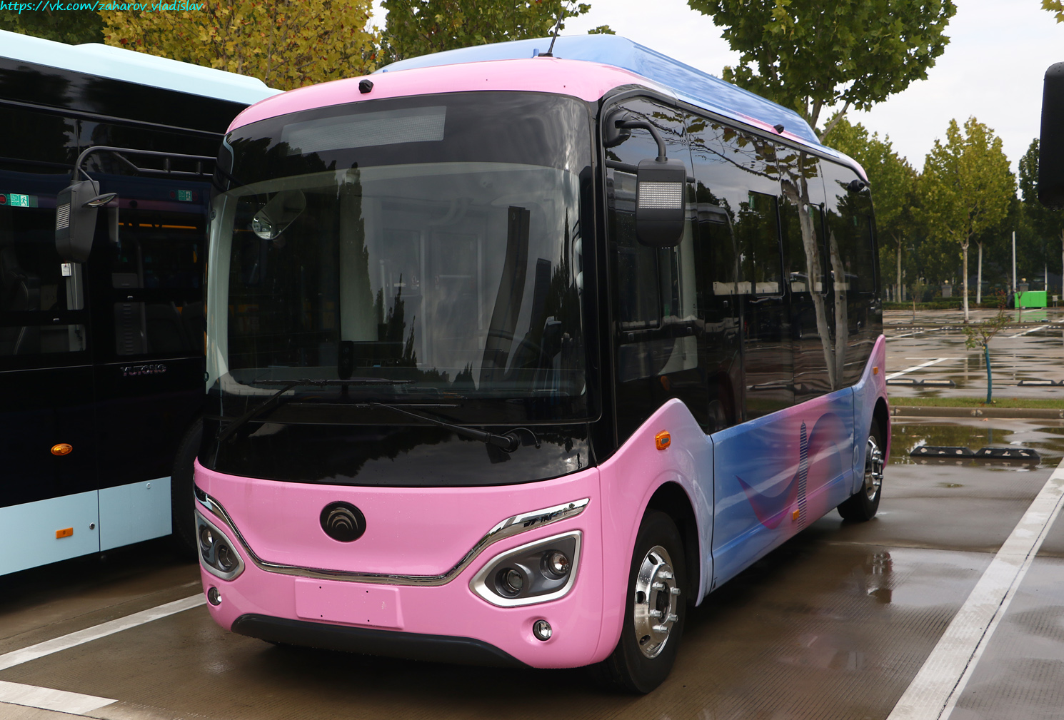 Китай, Yutong E6 № [E6]