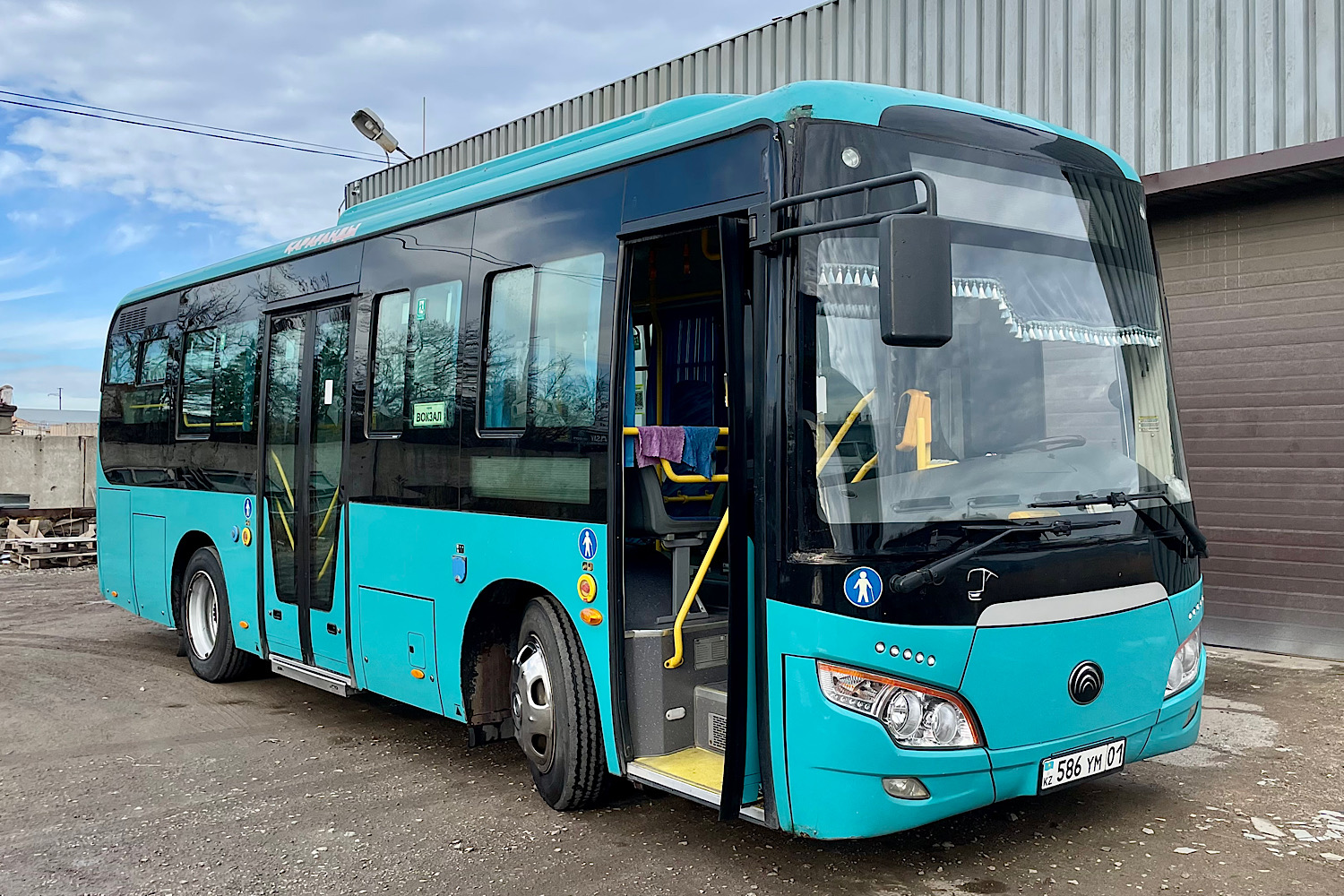 Карагандинская область, Yutong ZK6852HG (СарыаркаАвтоПром) № 586 YM 01