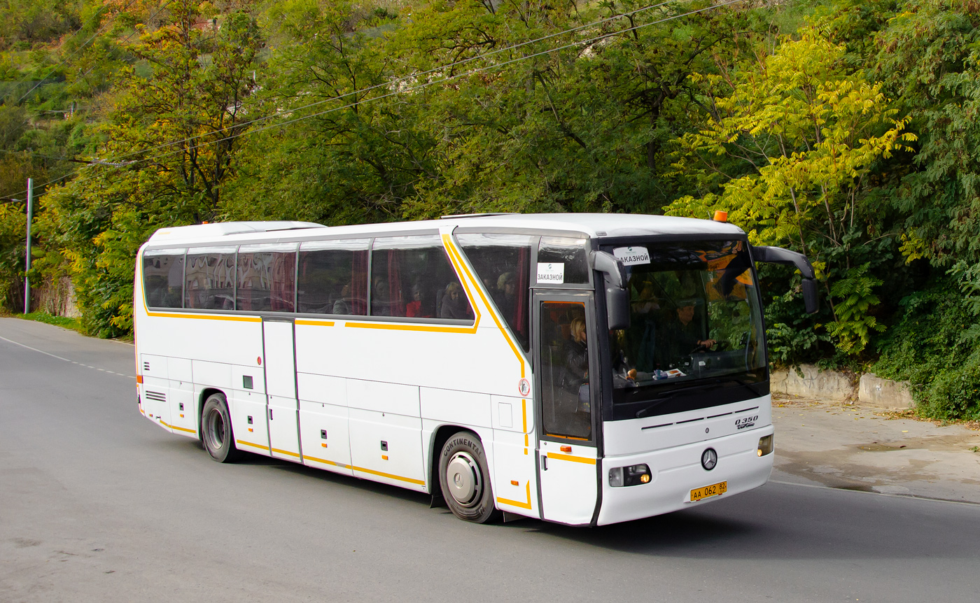 Республика Крым, Mercedes-Benz O350-15RHD Tourismo № АА 062 82