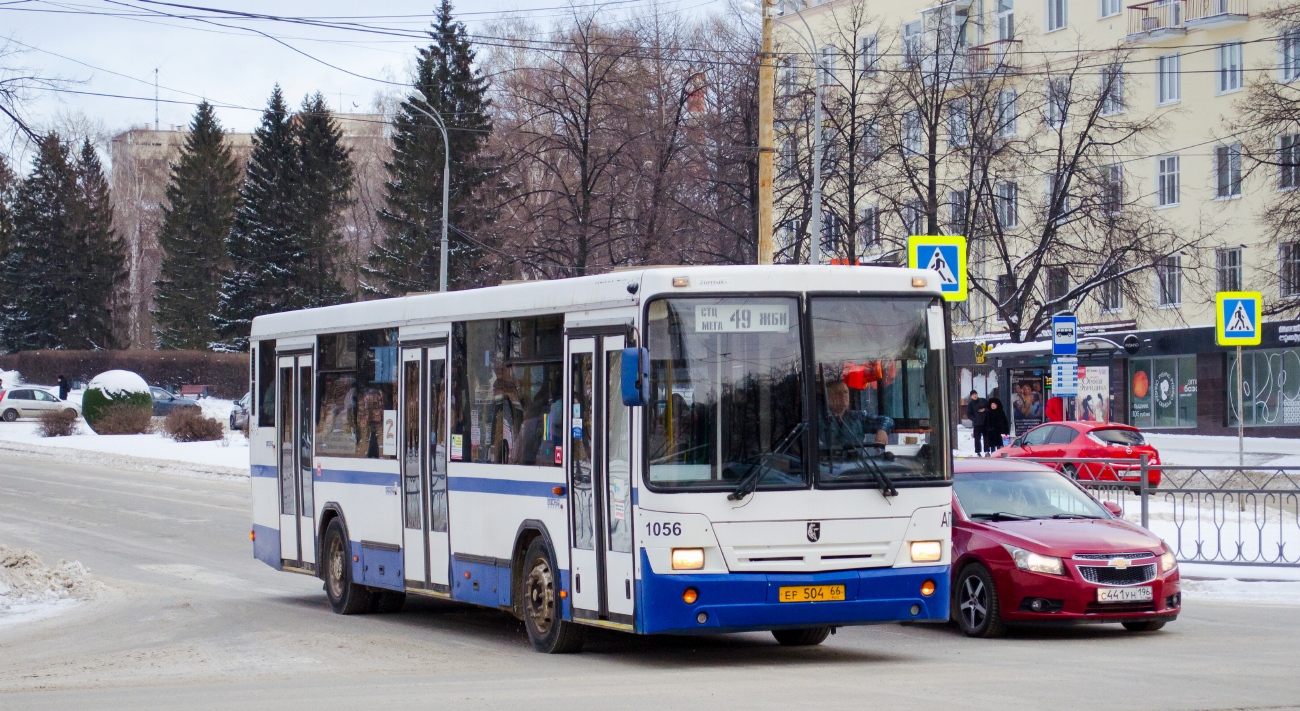 Sverdlovsk region, NefAZ-5299-20-32 # 1056