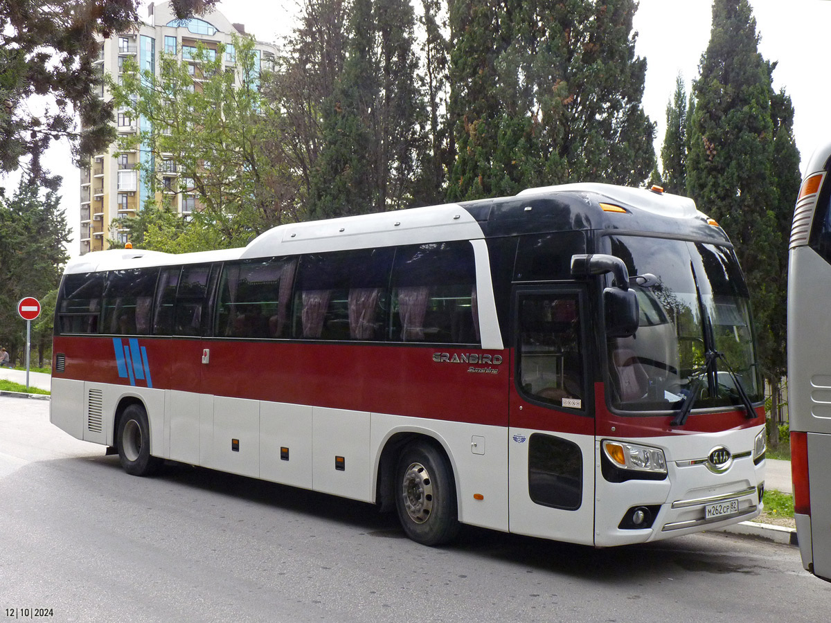 Республика Крым, Kia Granbird (КВР) № М 262 СР 82