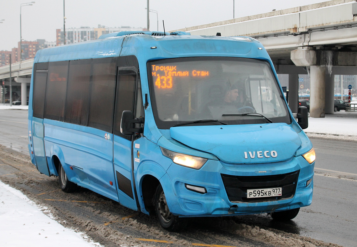 Москва, Нижегородец-VSN700 (IVECO) № Р 595 КВ 977