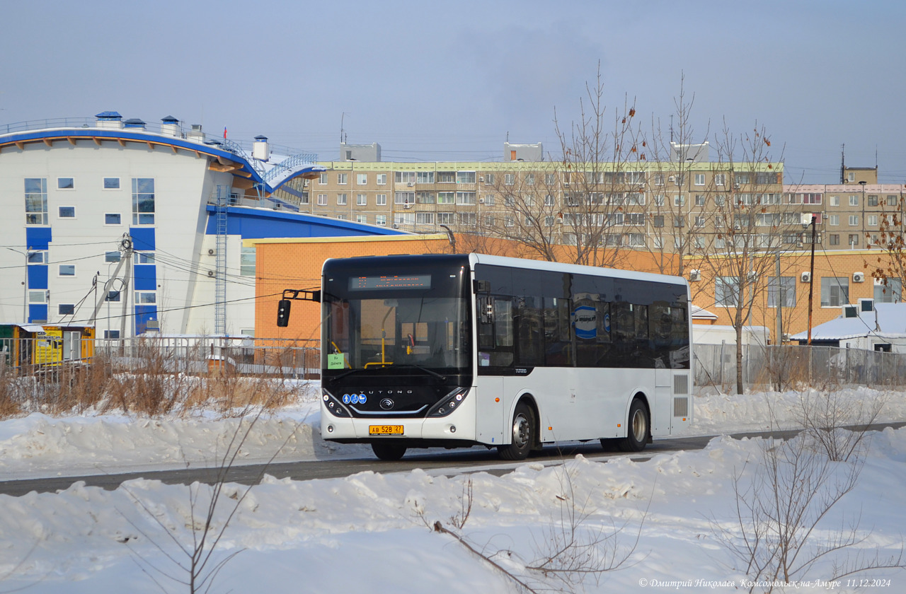 Хабаровский край, Yutong ZK6890HGQ № АВ 528 27