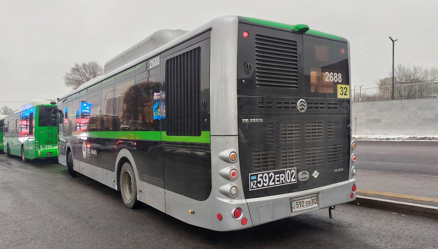 Almaty, Golden Dragon XML6125CN (Hyundai Trans Auto) # 2688