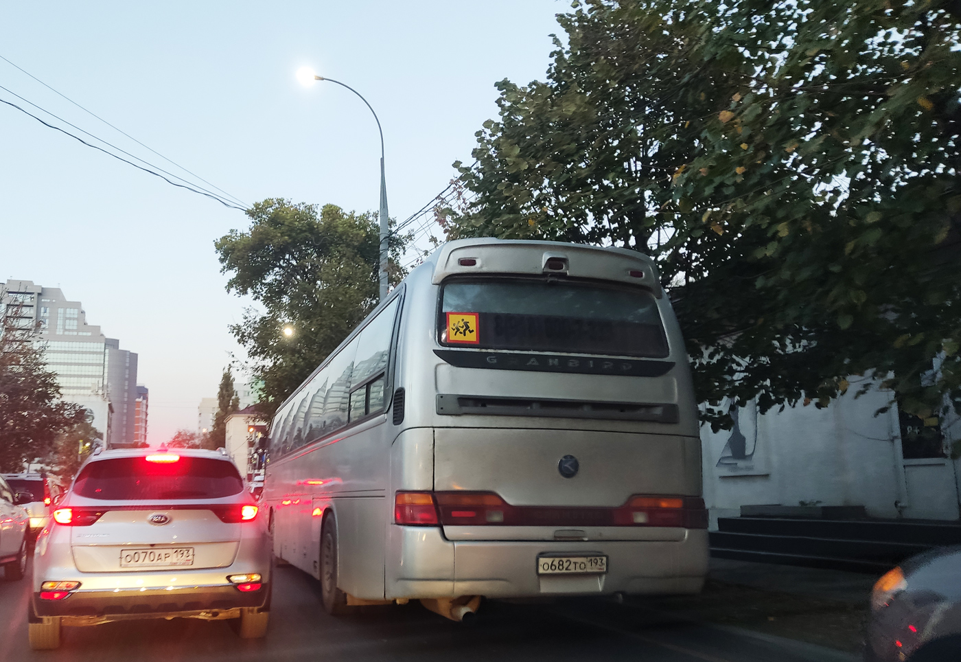 Краснодарский край, Kia AM949S Granbird SD II Parkway № О 682 ТО 193