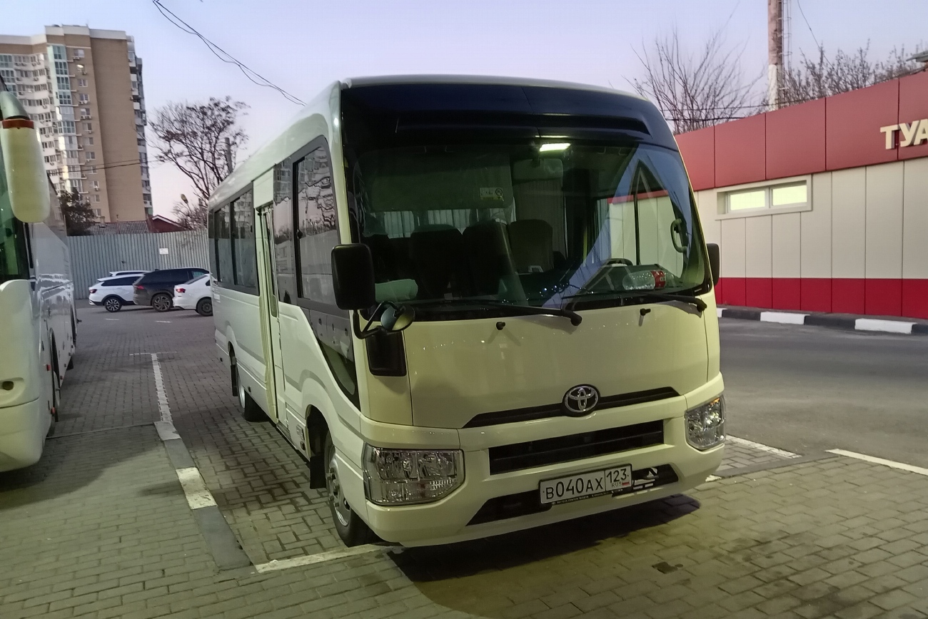 Краснодарский край, Toyota Coaster XZB70L № В 040 АХ 123