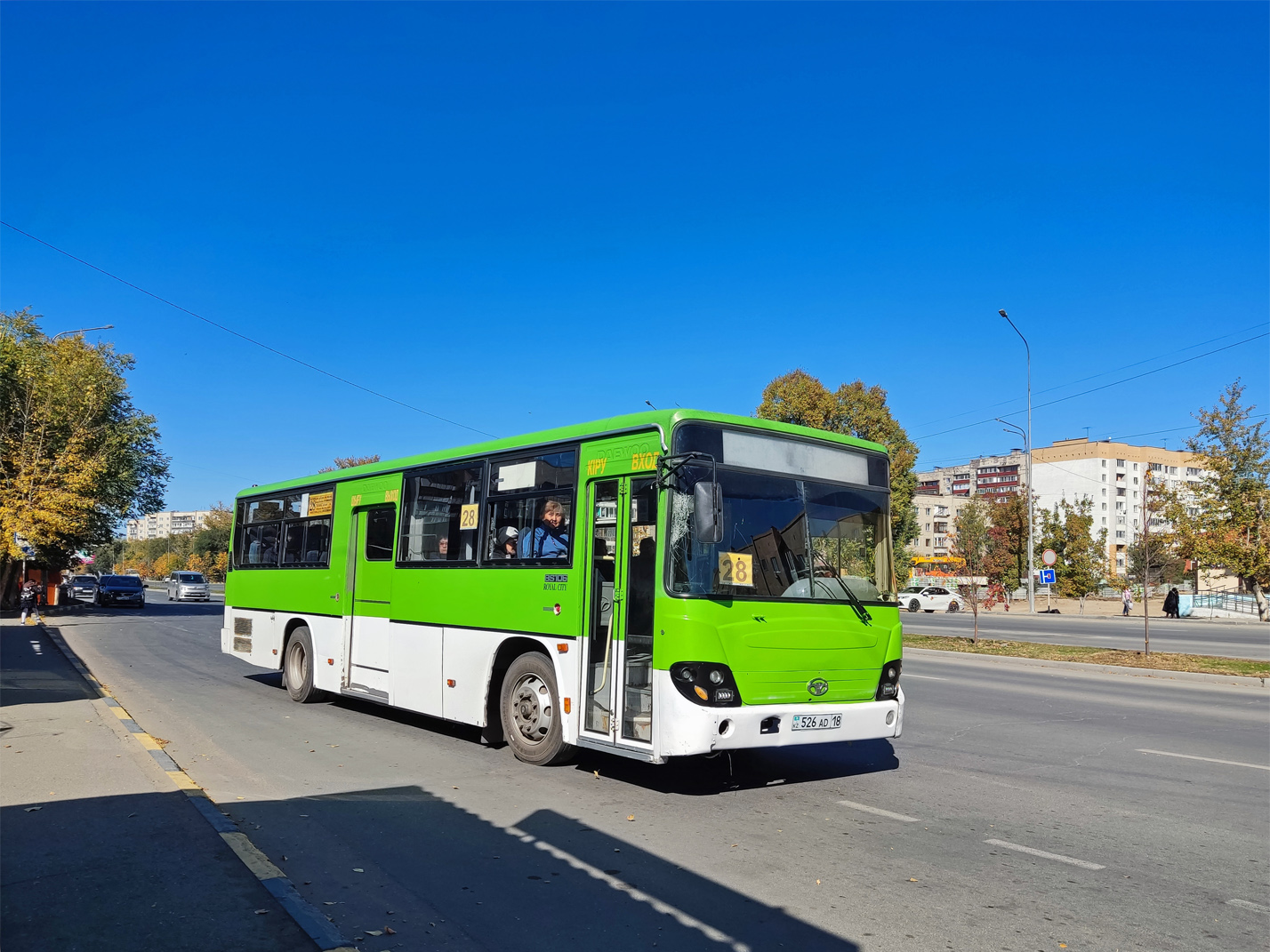 Абайская область, Daewoo BS106 (СемАЗ) № 526 AD 18