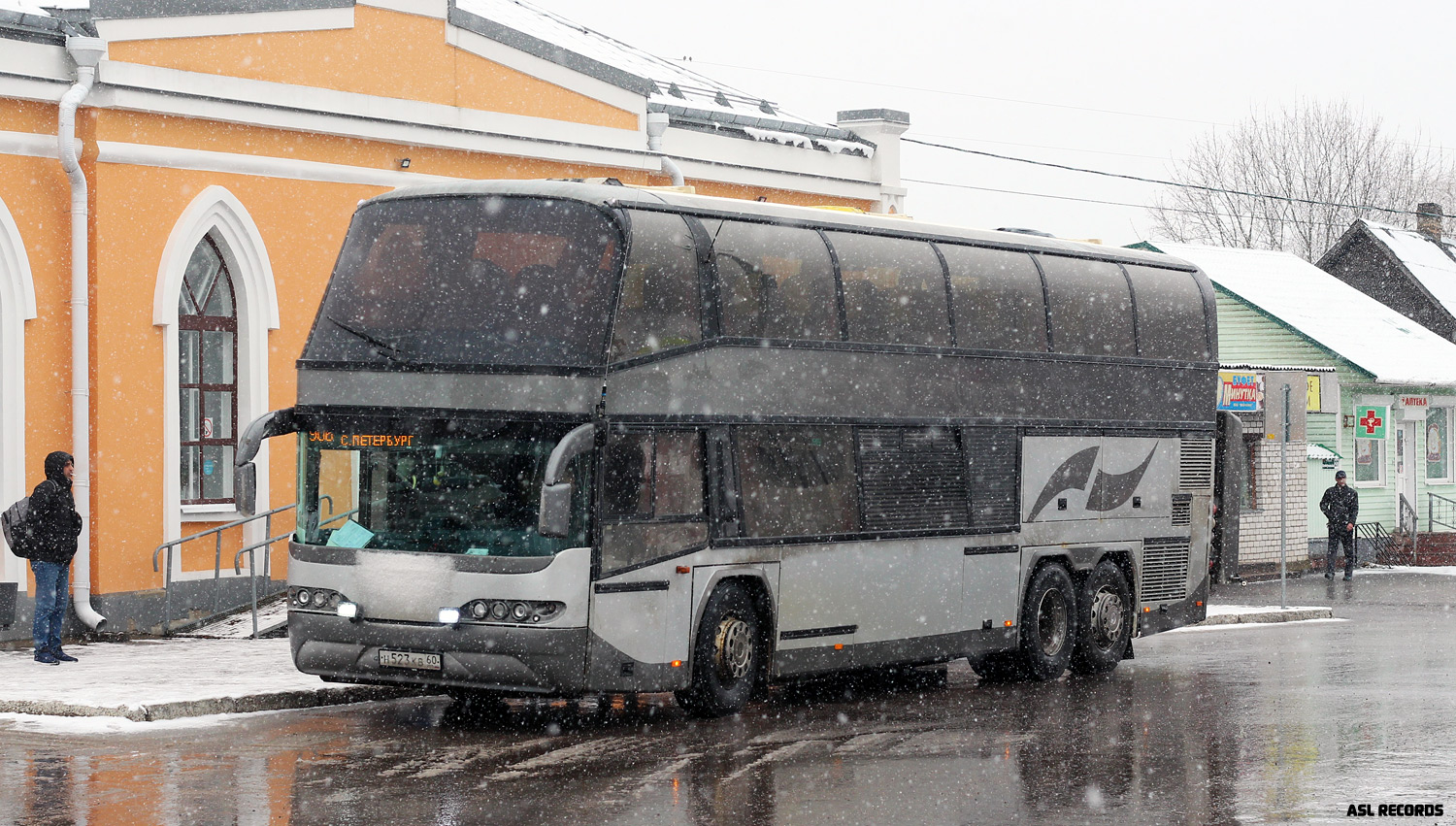 Псковская область, Neoplan N122/3 Skyliner № Н 523 КВ 60