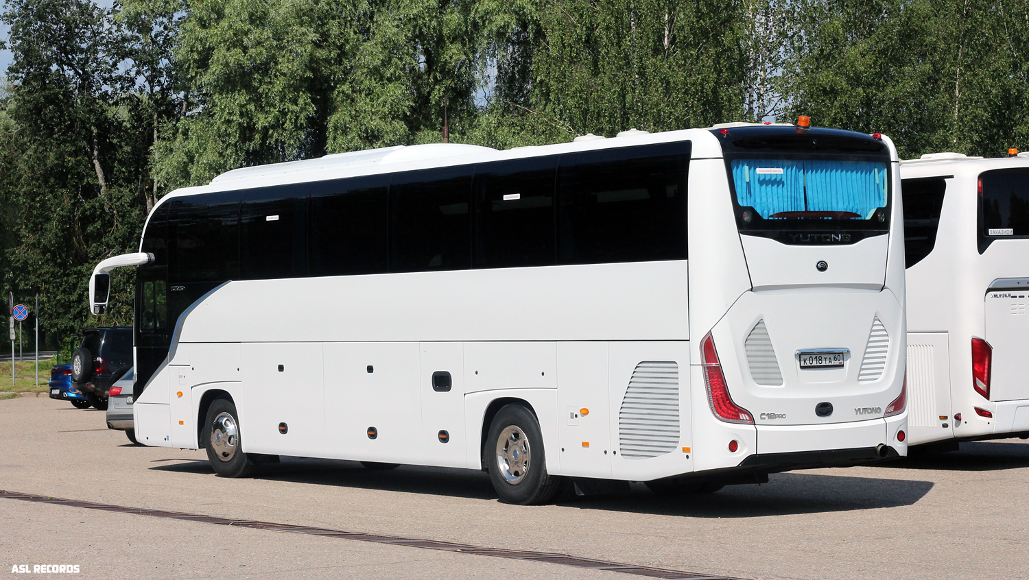 Псковская область, Yutong C12PRO (ZK6128H) № К 018 ТА 60