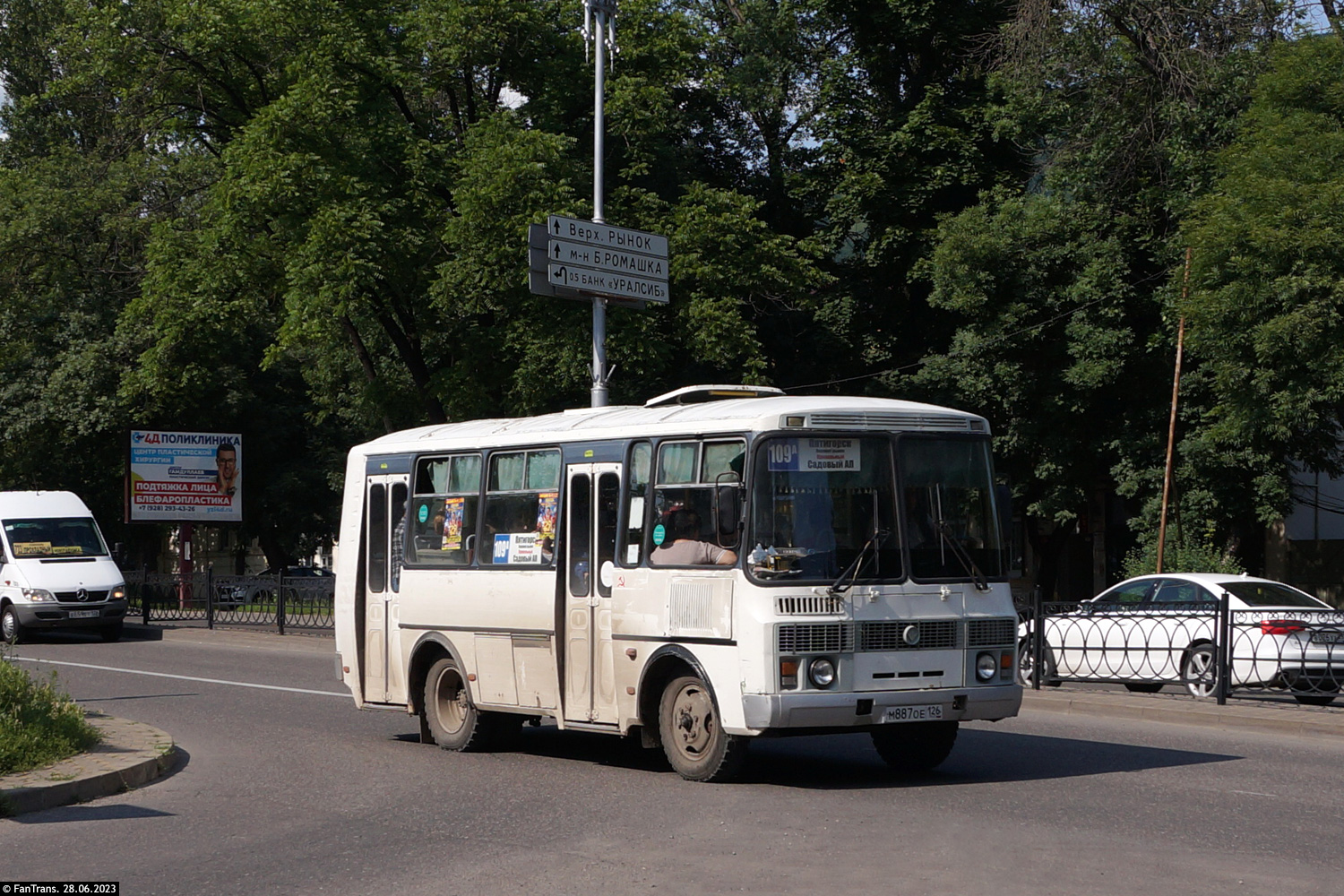 Ставропольский край, ПАЗ-32054 № М 887 ОЕ 126