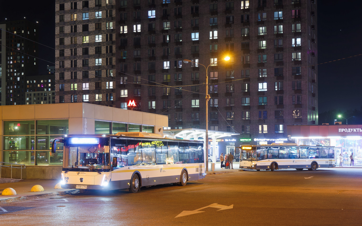 Московская область, ЛиАЗ-5292.65-03 № 013573; Московская область, ЛиАЗ-5292.65-03 № 014068