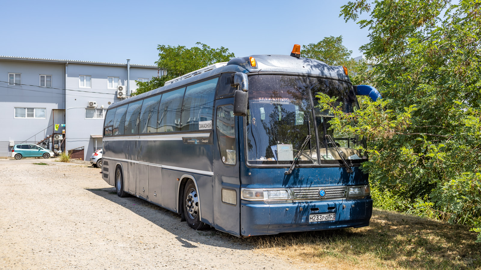 Краснодарский край, Kia Granbird № М 233 РС 123