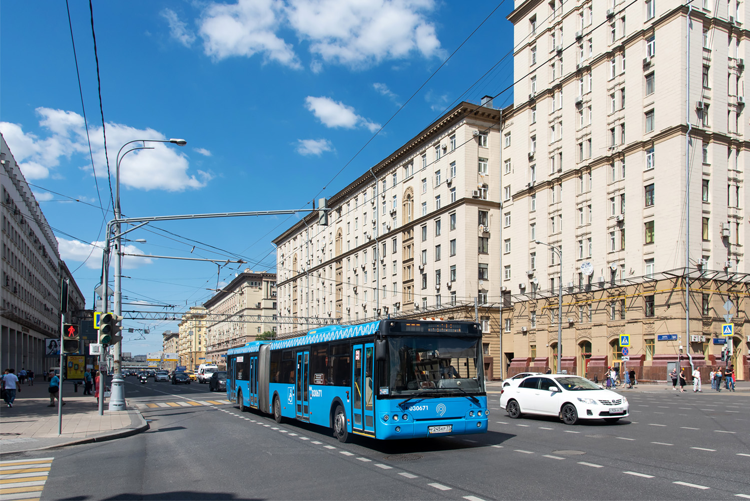 Москва, ЛиАЗ-6213.22-01 № 030671
