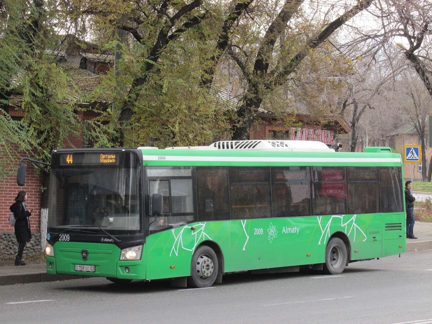 Алматы, ЛиАЗ-4292.60 (1-2-1) № 2009