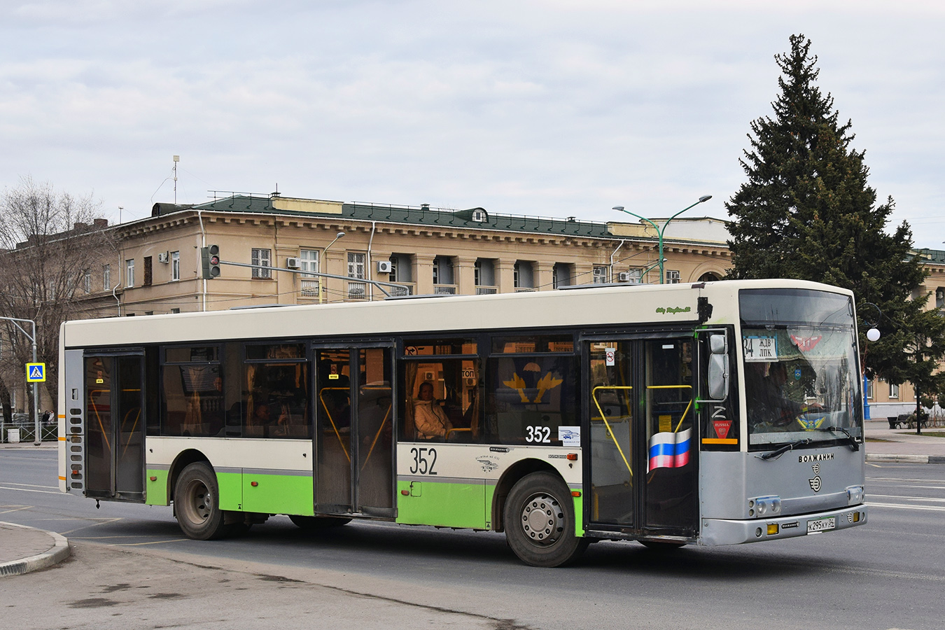 Волгоградская область, Волжанин-5270-20-06 "СитиРитм-12" № 352