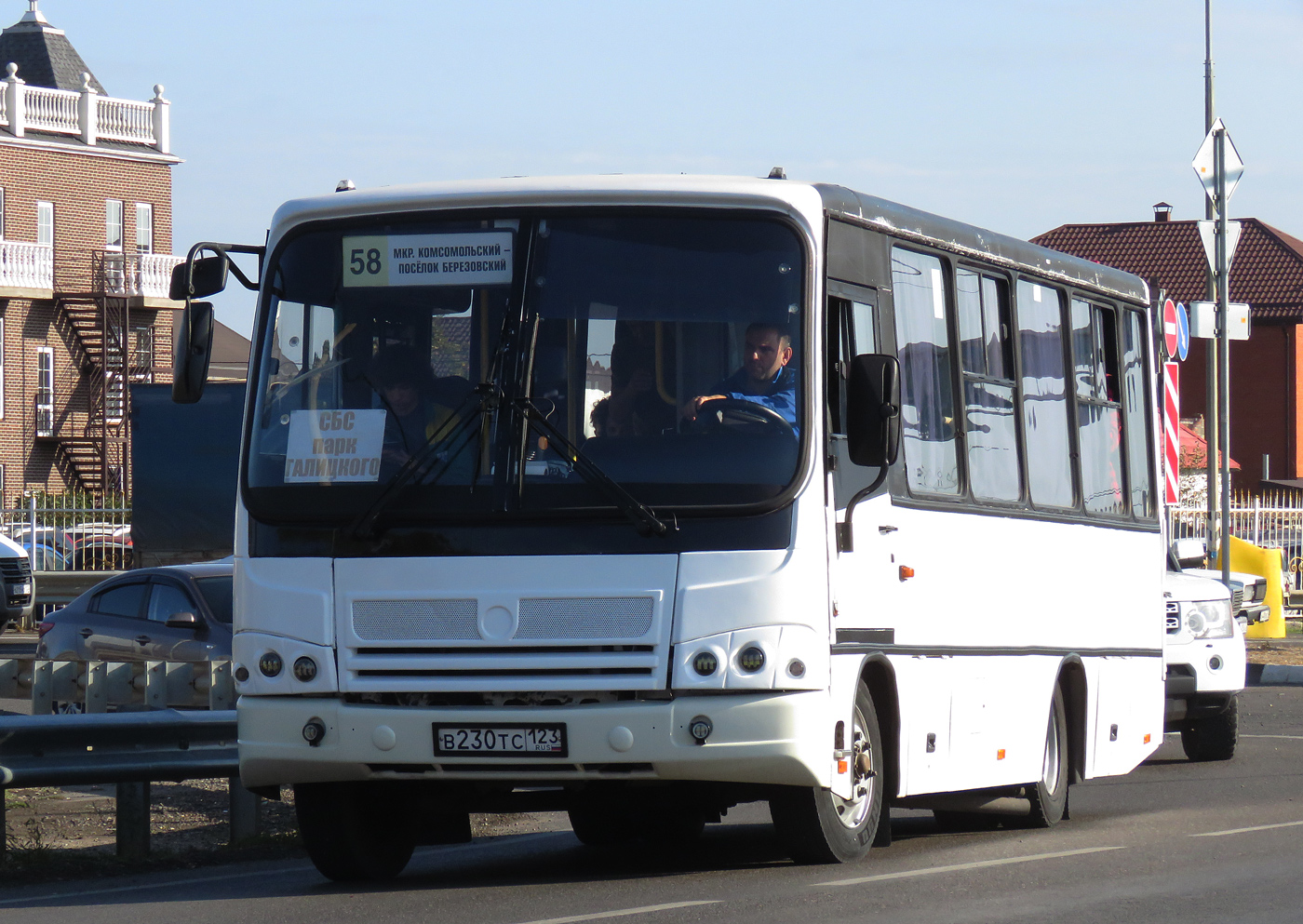 Краснодарский край, ПАЗ-320402-03 № В 230 ТС 123