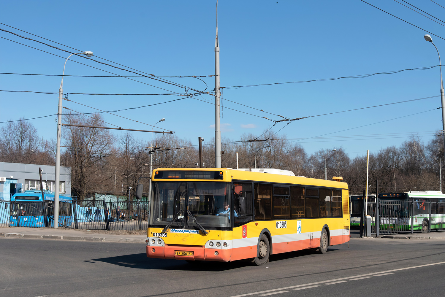 Москва, ЛиАЗ-5292.22 (2-2-2) № 010305