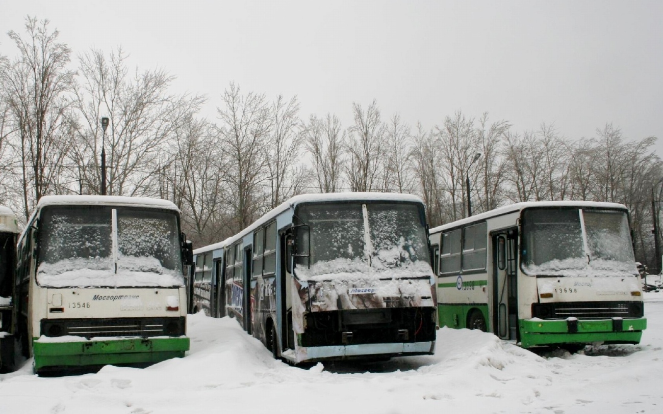 Москва, Ikarus 280.33M № 13546; Москва, Ikarus 280.33M № 13215