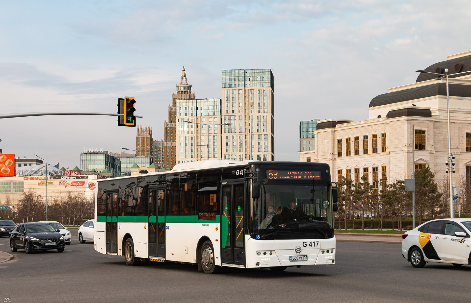Астана, Golden Dragon XML6125CR (Hyundai Trans Auto) № G417