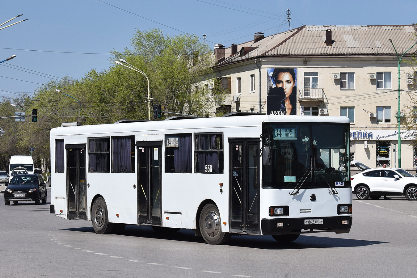 Волгоградская область, Волжанин-5270-10-02 № 558