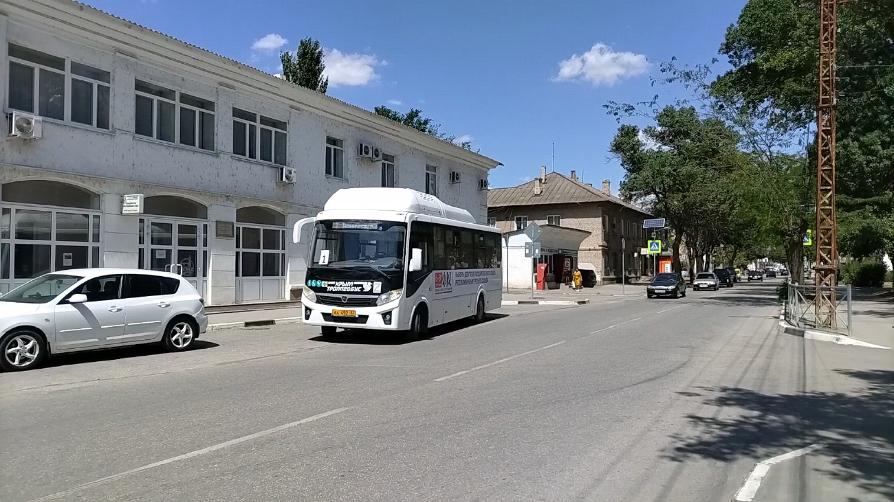 Республика Крым, ПАЗ-320415-14 "Vector Next" № АА 492 82