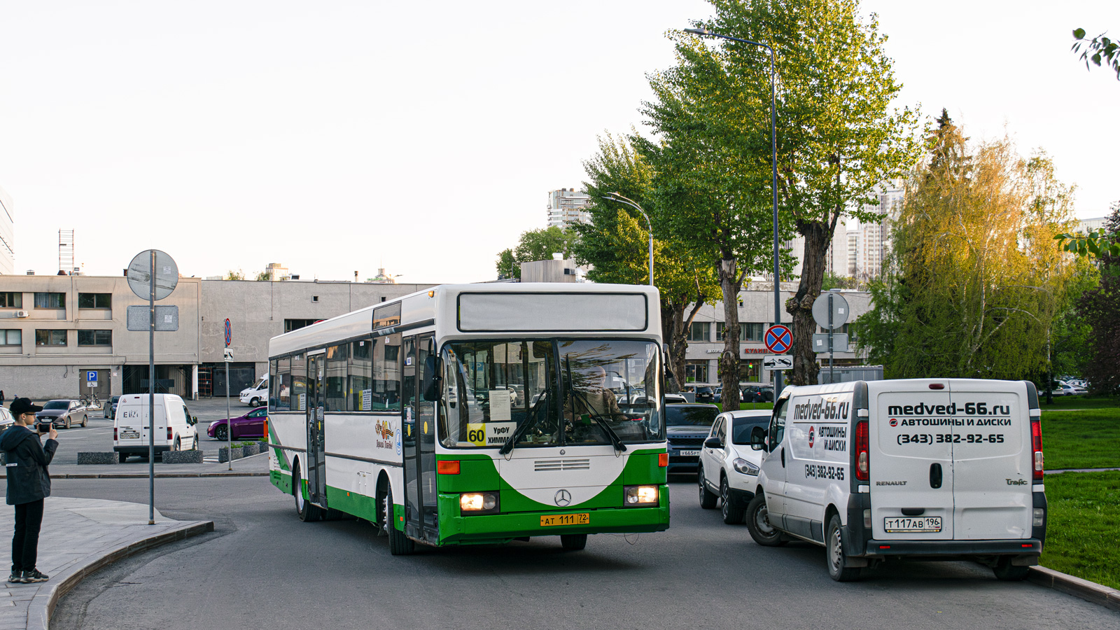 Свердловская область, Mercedes-Benz O405 № АТ 111 72