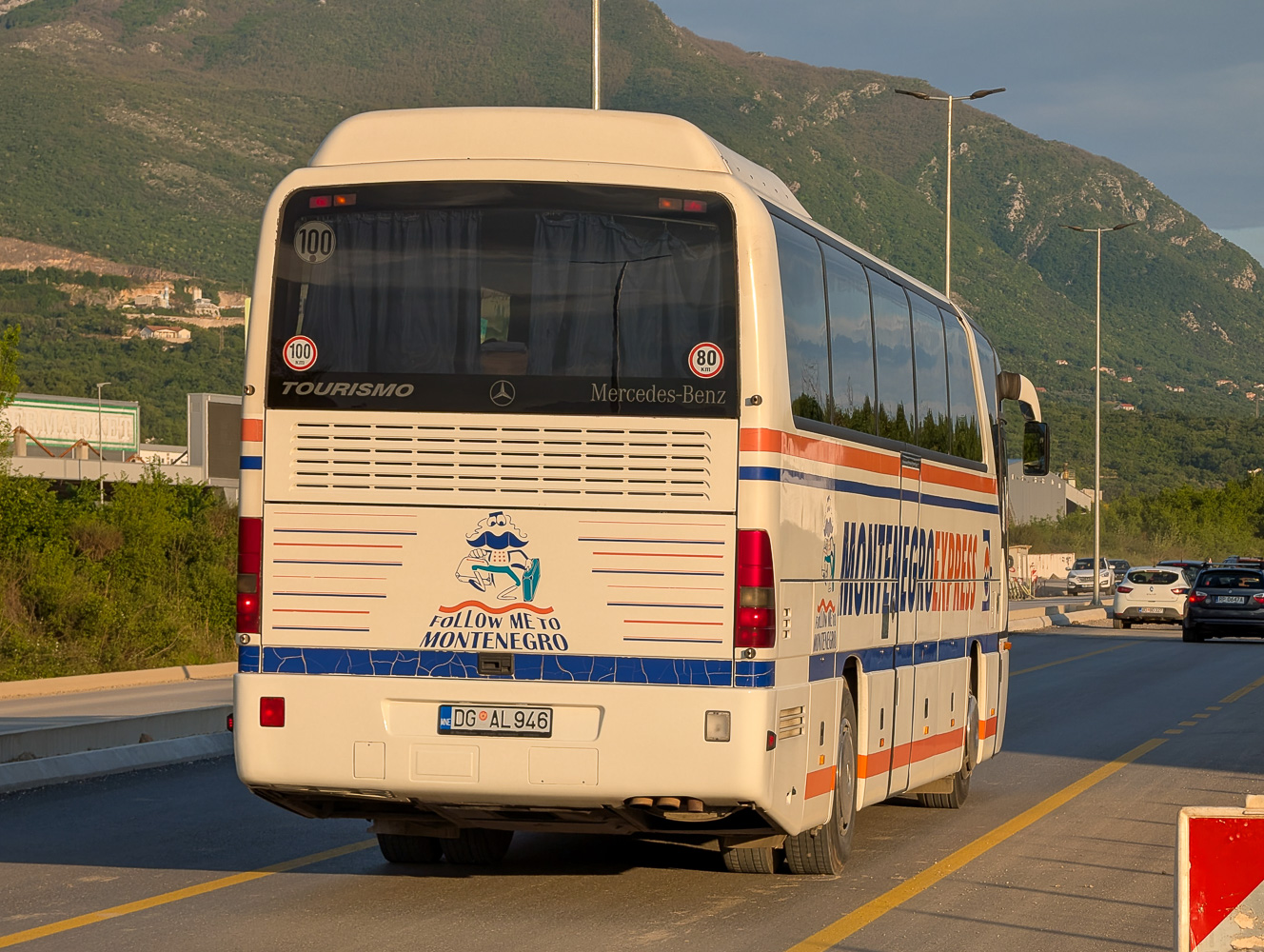 Черногория, Mercedes-Benz O350-15RHD Tourismo № 02