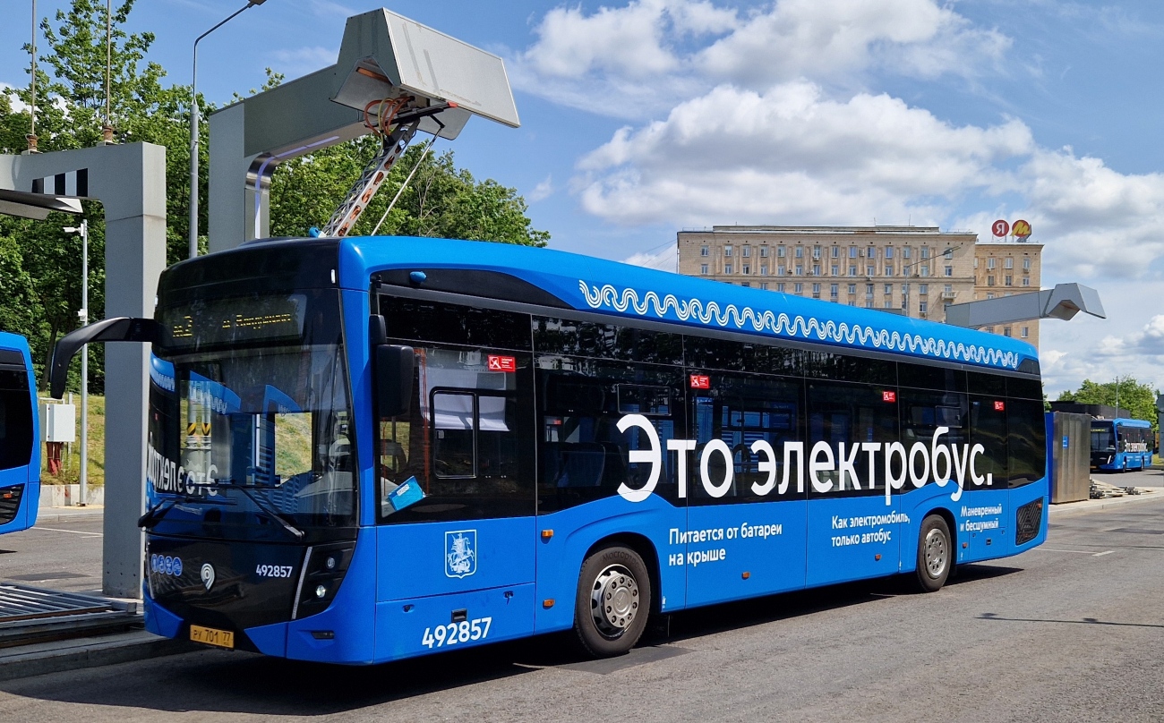 Москва, КАМАЗ-6282 № 492857