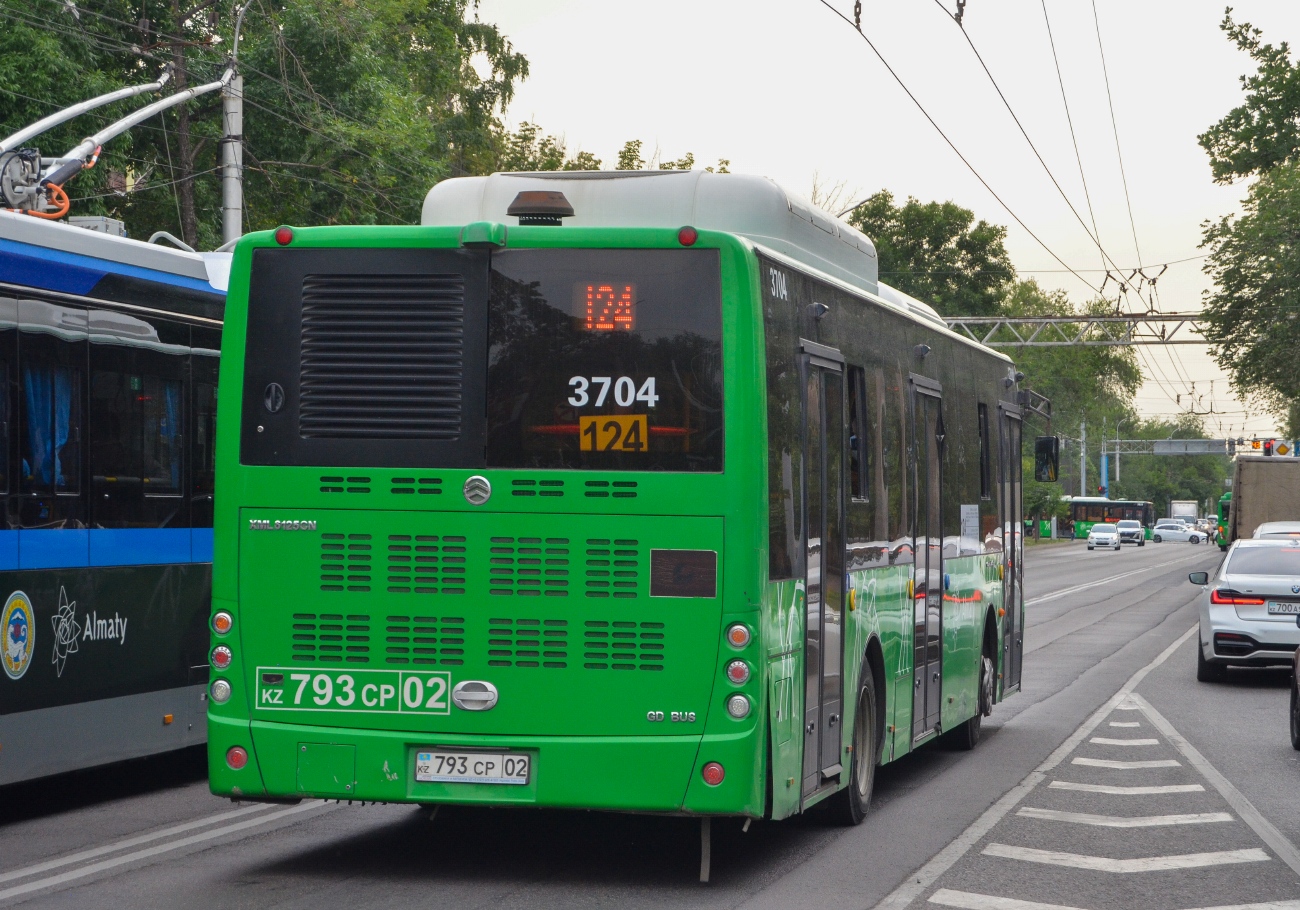 Алматы, Golden Dragon XML6125CN (Hyundai Trans Auto) № 3704