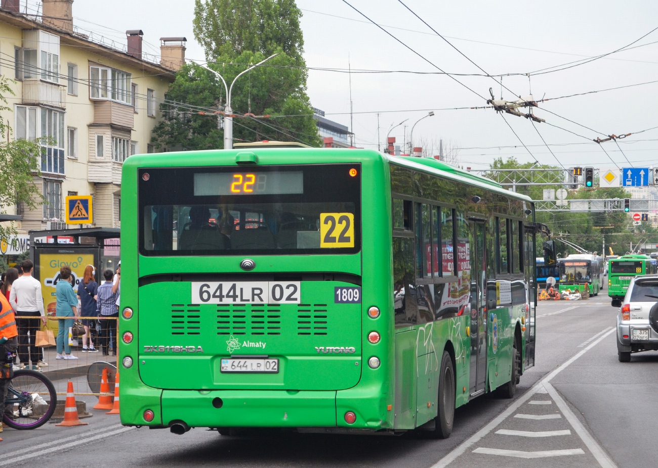 Алматы, Yutong ZK6118HGA № 1809