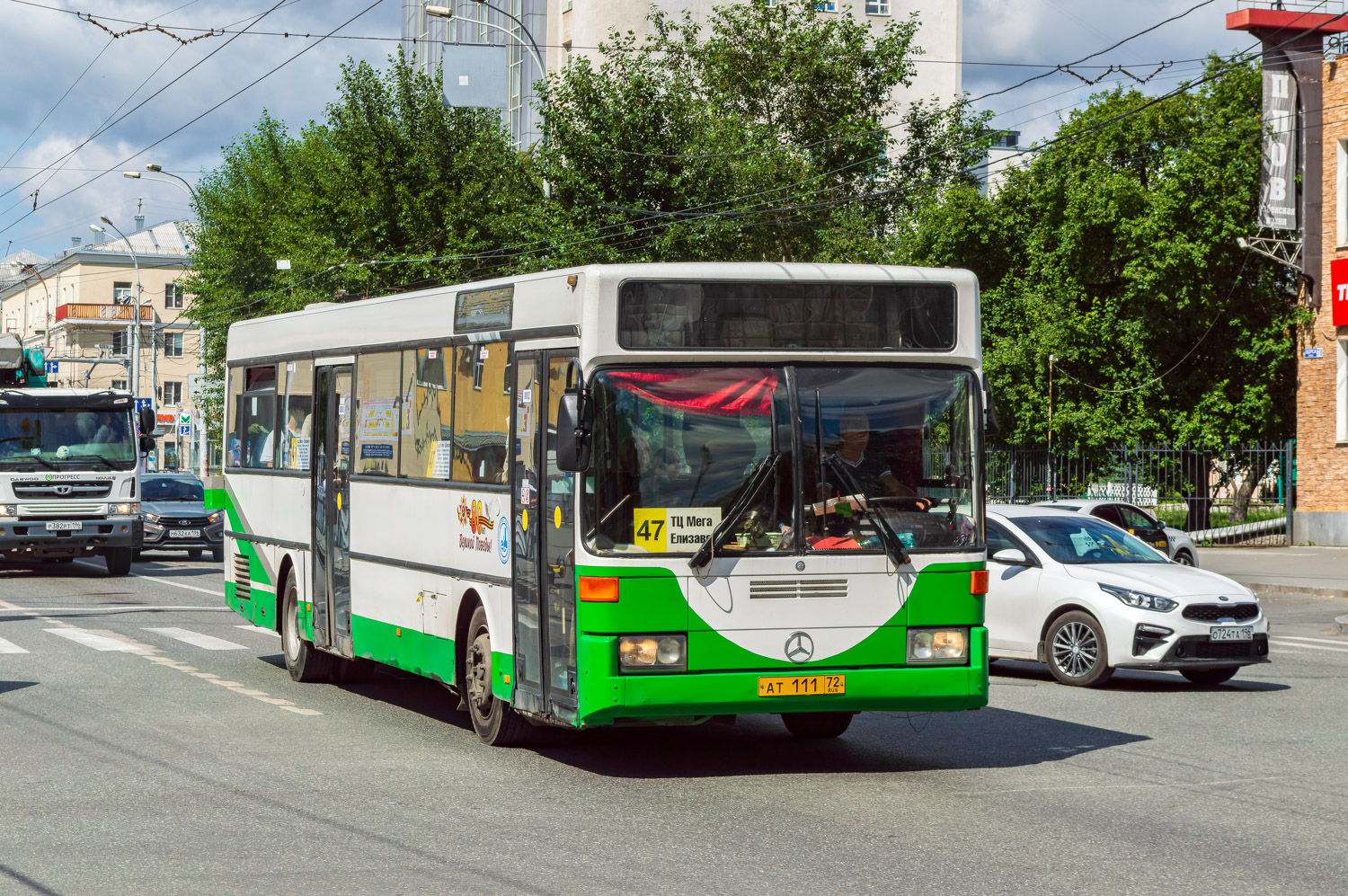 Свердловская область, Mercedes-Benz O405 № АТ 111 72