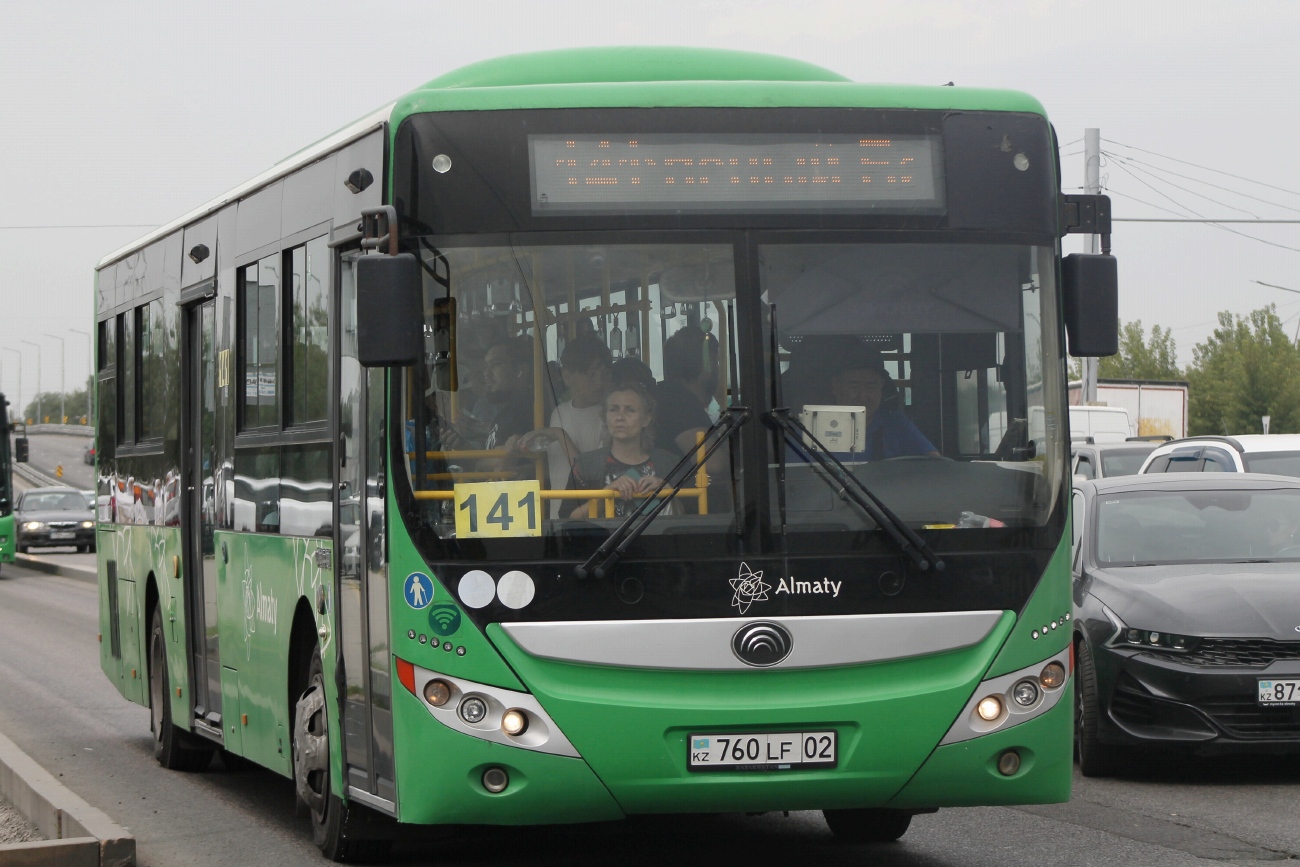 Алматы, Yutong ZK6118HGA № 760 LF 02