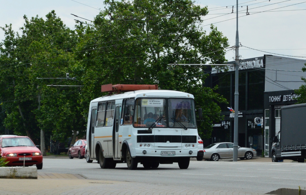 Краснодарский край, ПАЗ-32054 № В 908 ОН 123