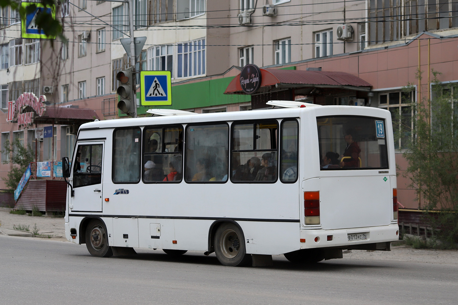 Саха (Якутия), ПАЗ-320302-08 № В 013 КС 14