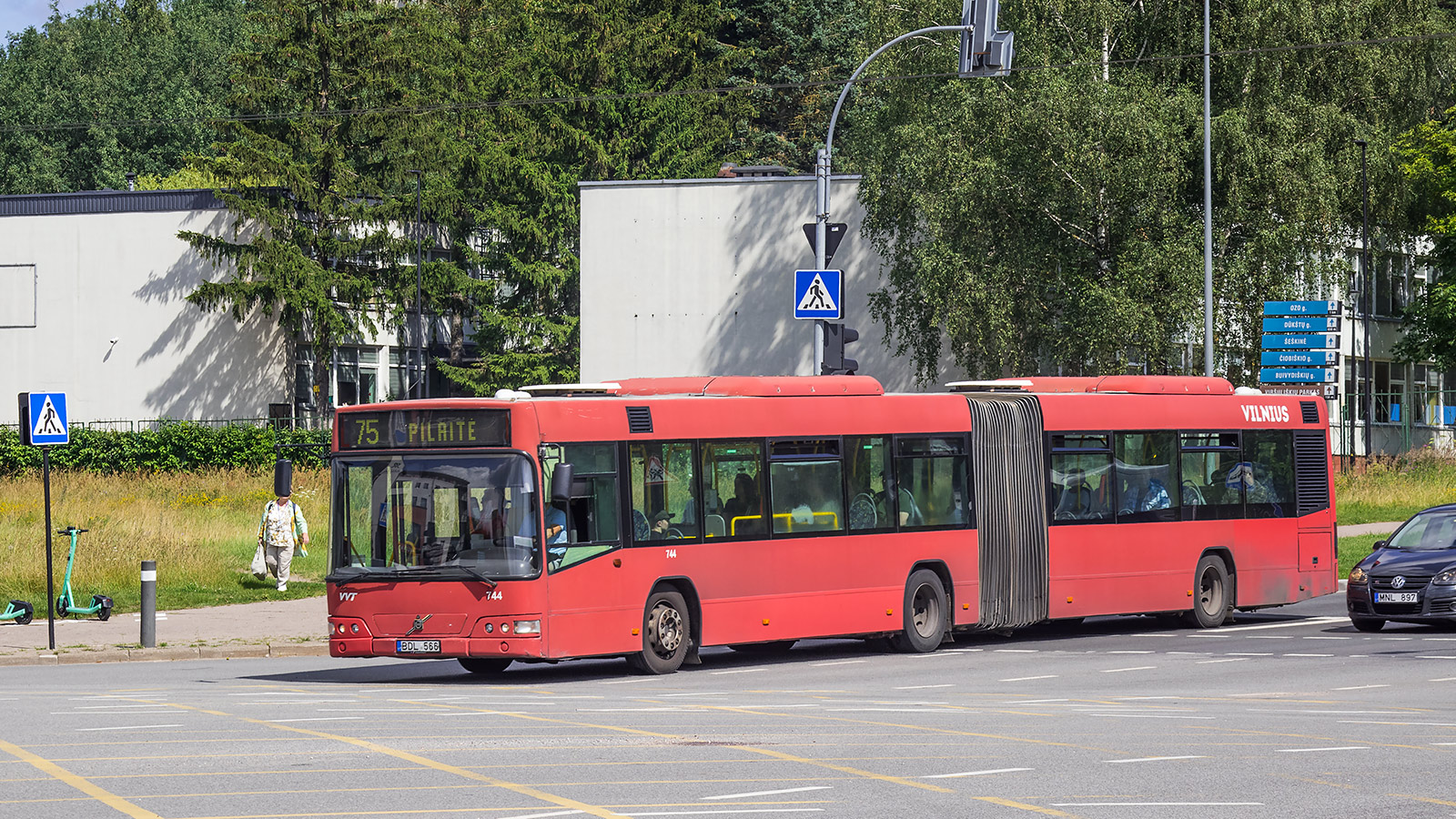 Литва, Volvo 7700A № 744