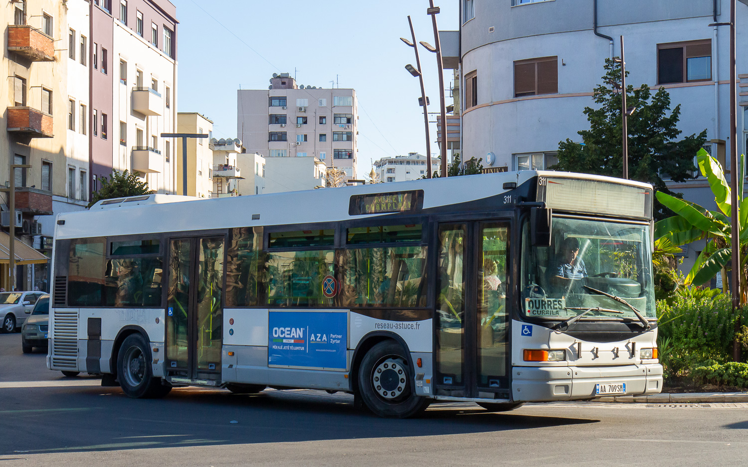 Албания, Heuliez GX117L № AA-709SM