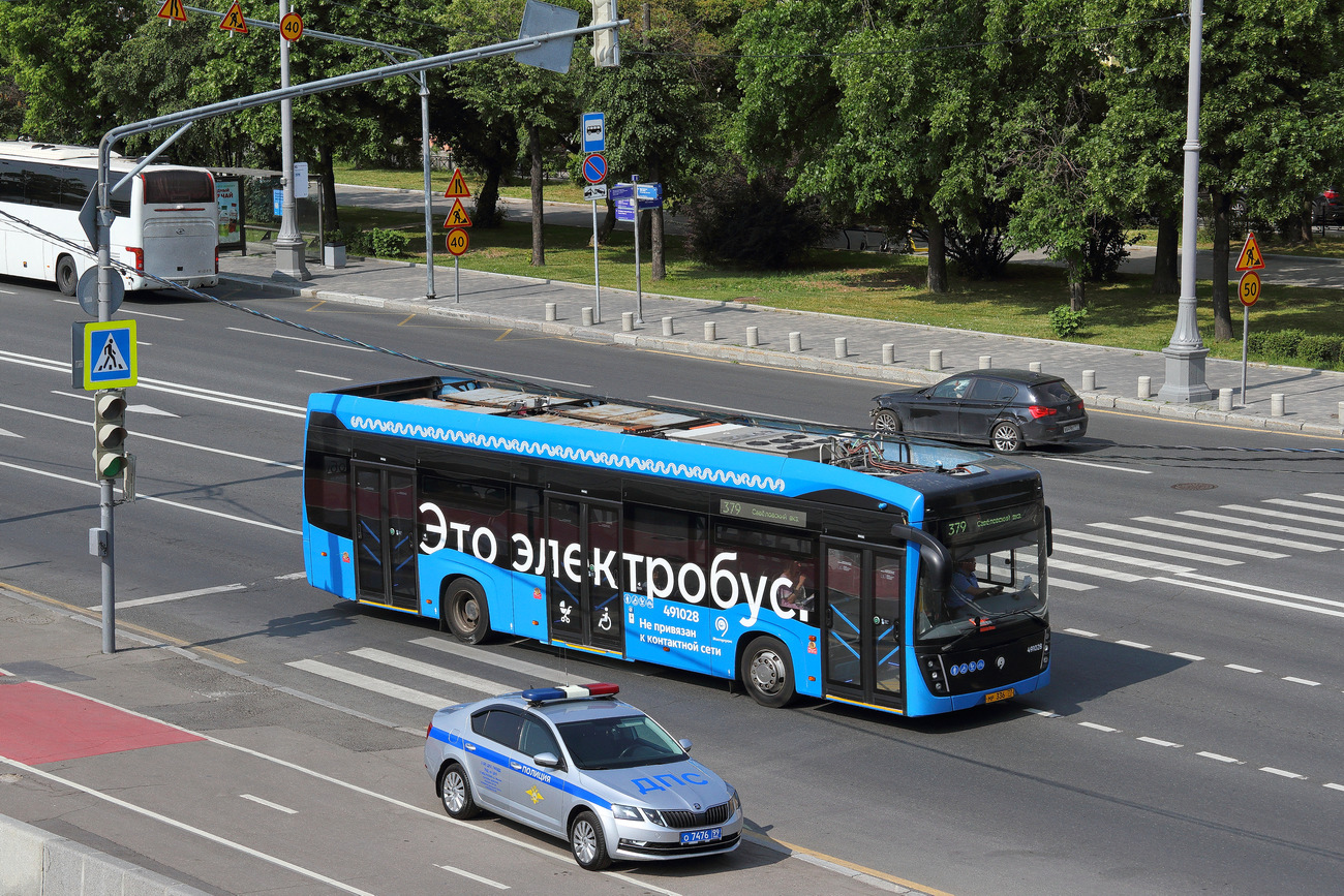 Москва, КАМАЗ-6282 № 491028