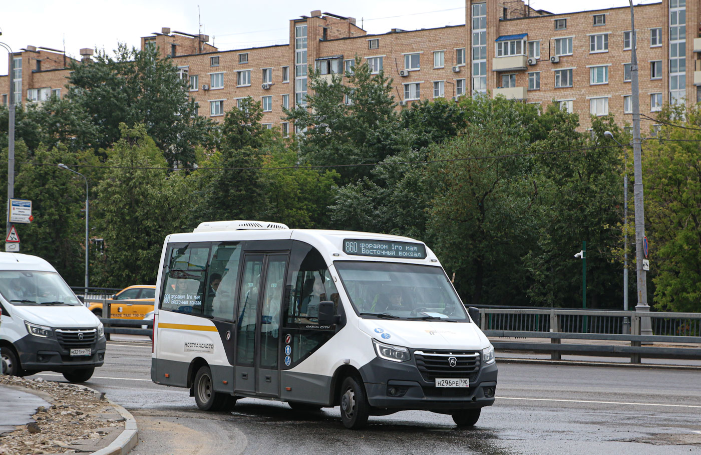 Московская область, ГАЗ-A68R52 City № 117498