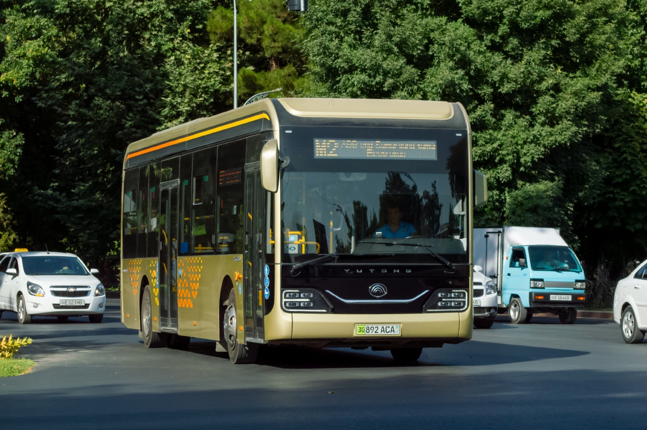 Узбекистан, Yutong E10 (ZK6106BEVG) № 30 892 ACA