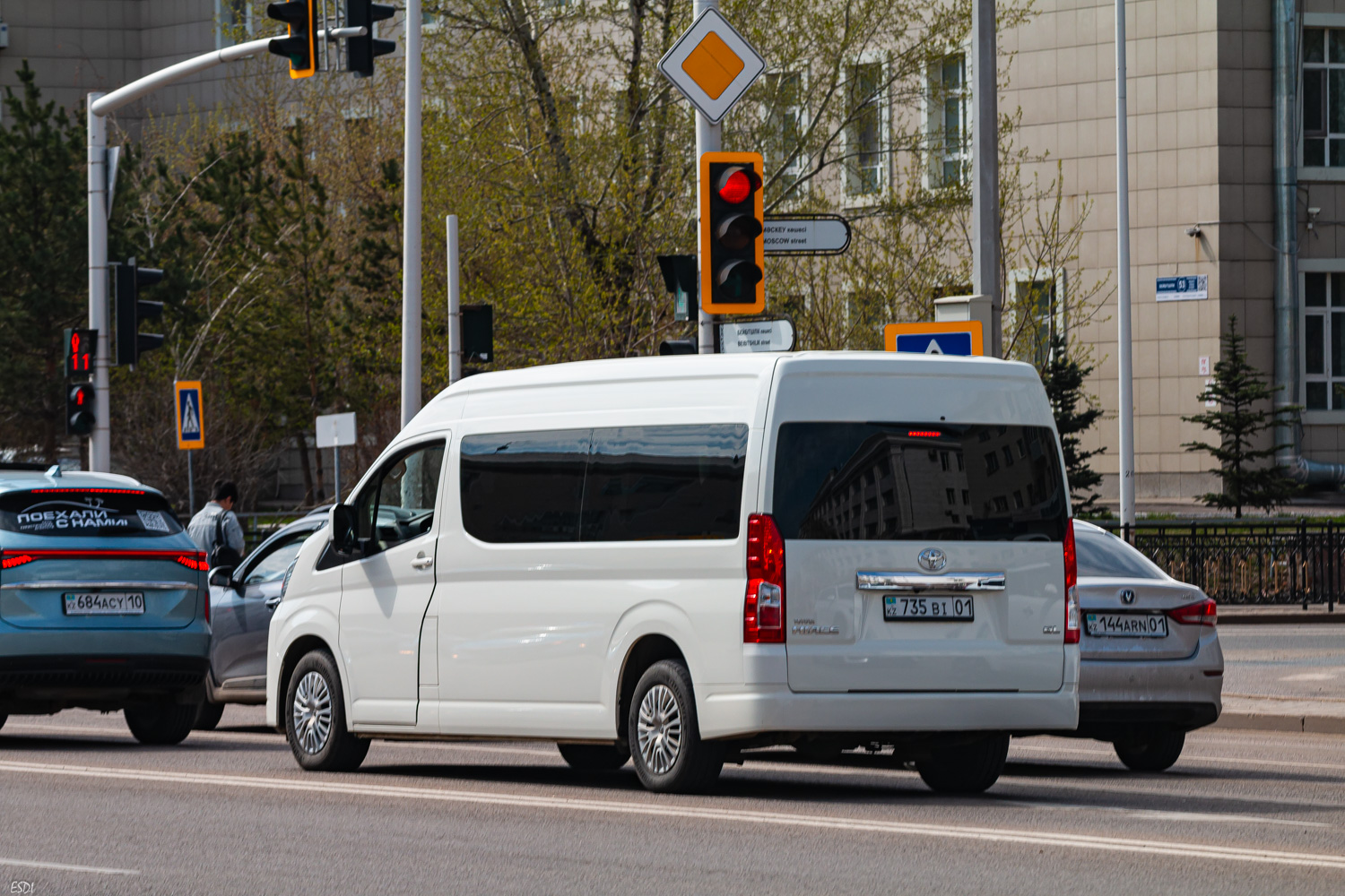 Астана, Toyota HiAce GRH322L № 735 BI 01