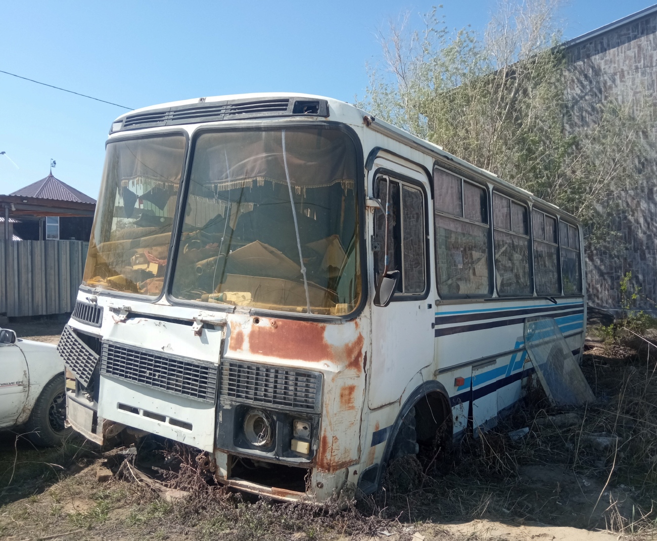 Саха (Якутия), ПАЗ-3205 (00) № В 151 КВ 14; Саха (Якутия) — Автобусы без номеров