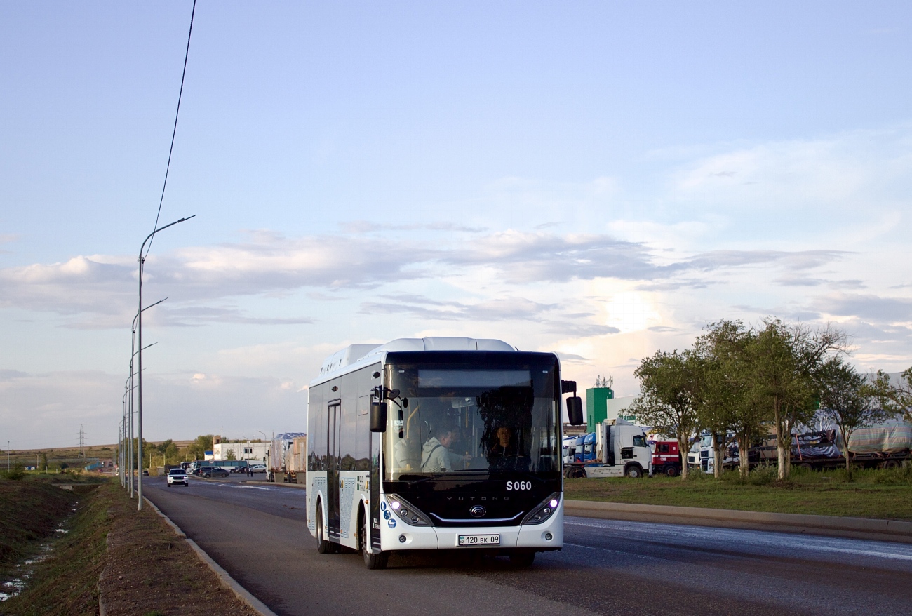 Карагандинская область, Yutong ZK6890BEVG (Qaztehna) № 120 BK 09