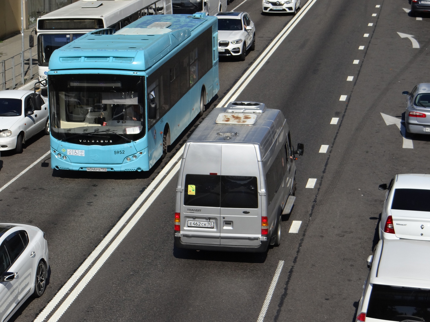 Краснодарский край, Volgabus-5270.G2 (CNG) № 5952; Краснодарский край, Нижегородец-222700  (Ford Transit) № Е 462 СК 93