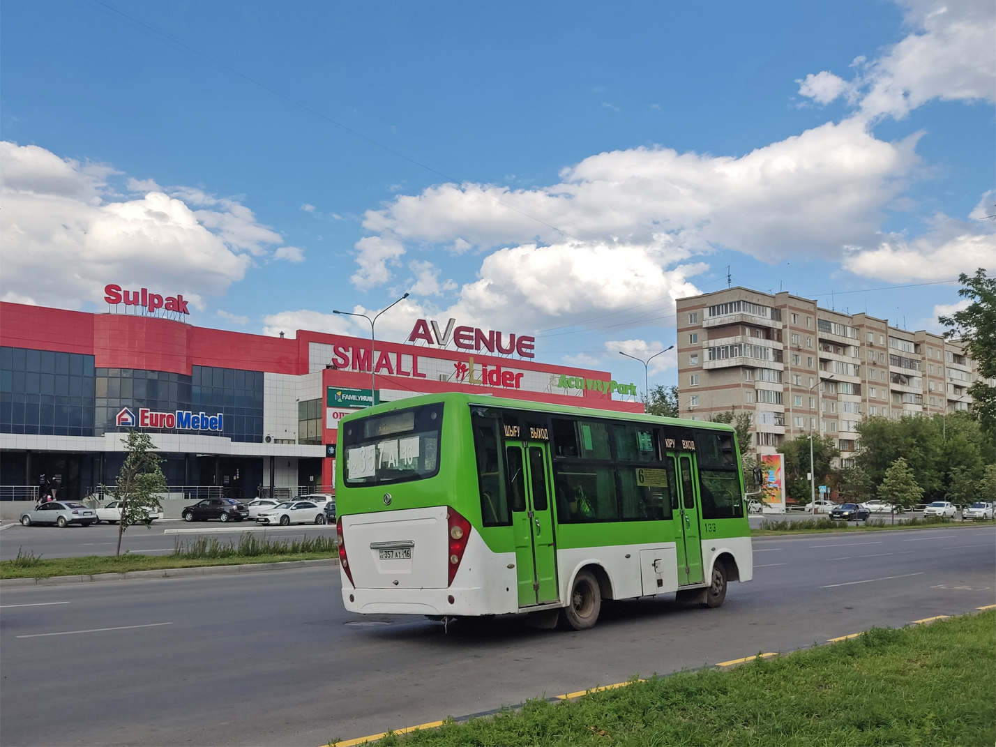 Абайская область, Dongfeng BWC6665GA5 (Qilu/СемАЗ) № 133