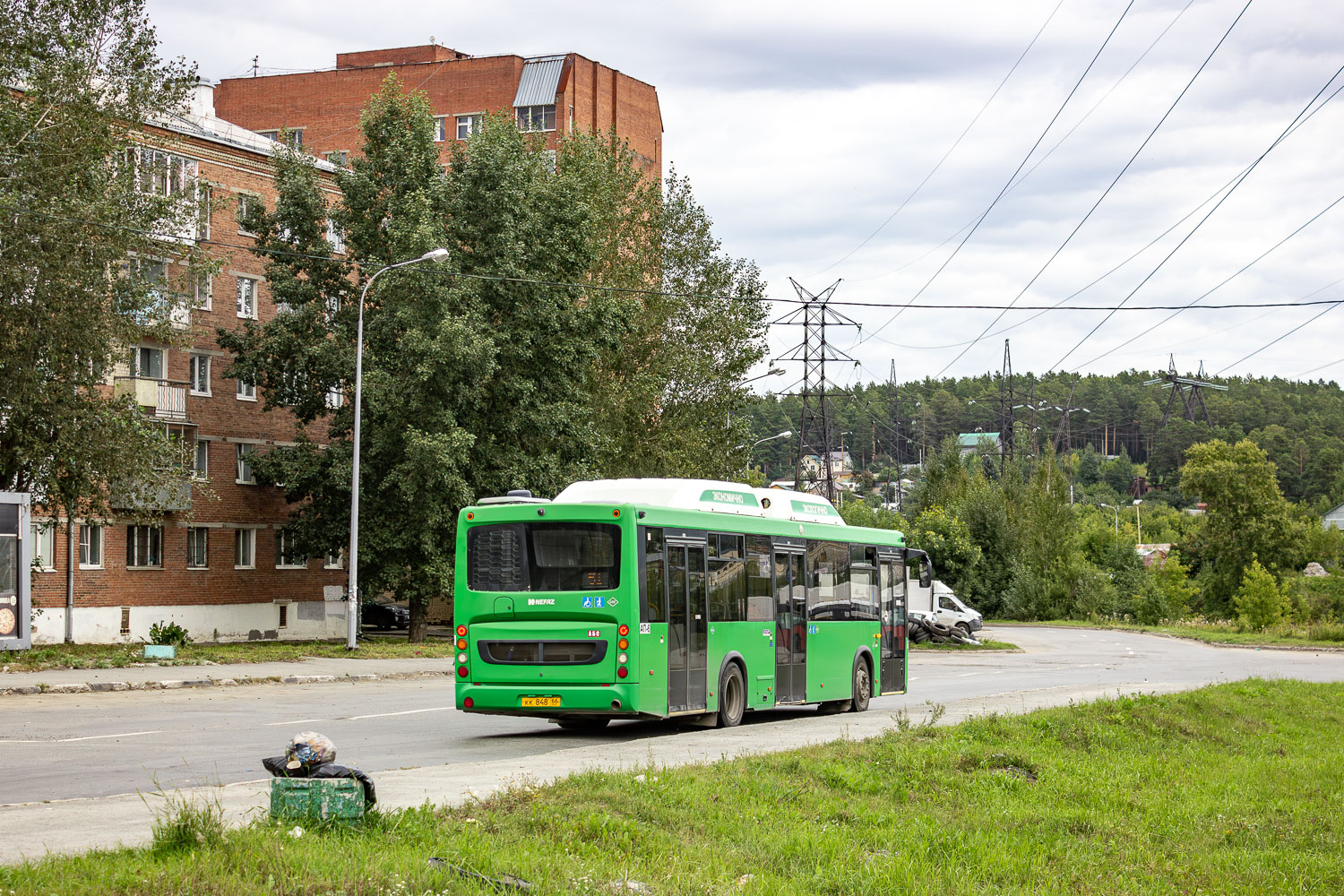 Свердловская область, НефАЗ-5299-40-51 № 1999