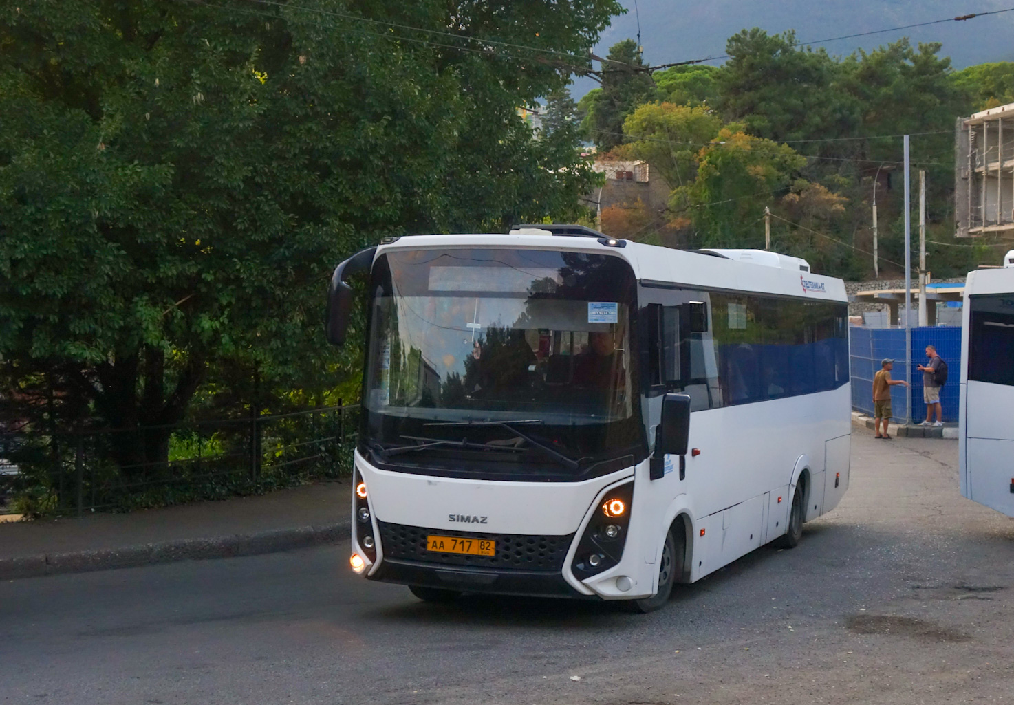 Республика Крым, СИМАЗ-2258 № АА 717 82