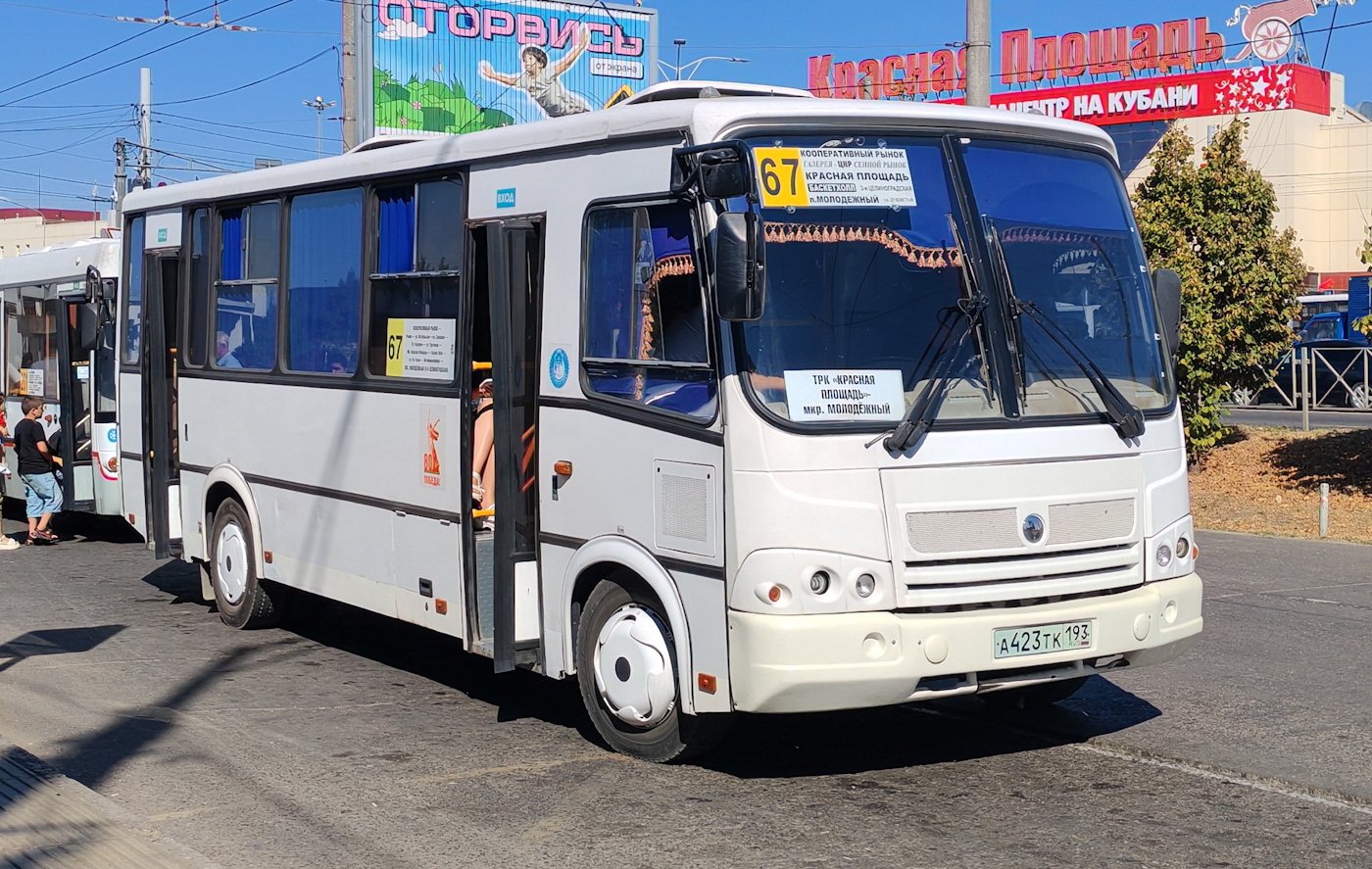 Краснодарский край, ПАЗ-320412-05 № А 423 ТК 193